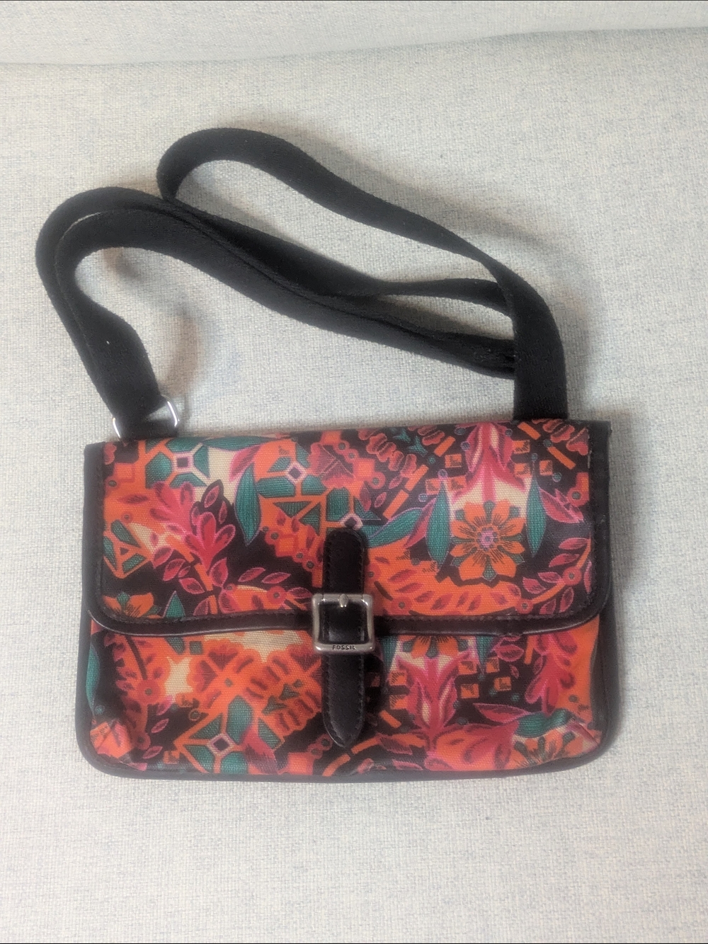 Fossil Floral Print Crossbody Bag Orange Teal Black Adjustable Strap